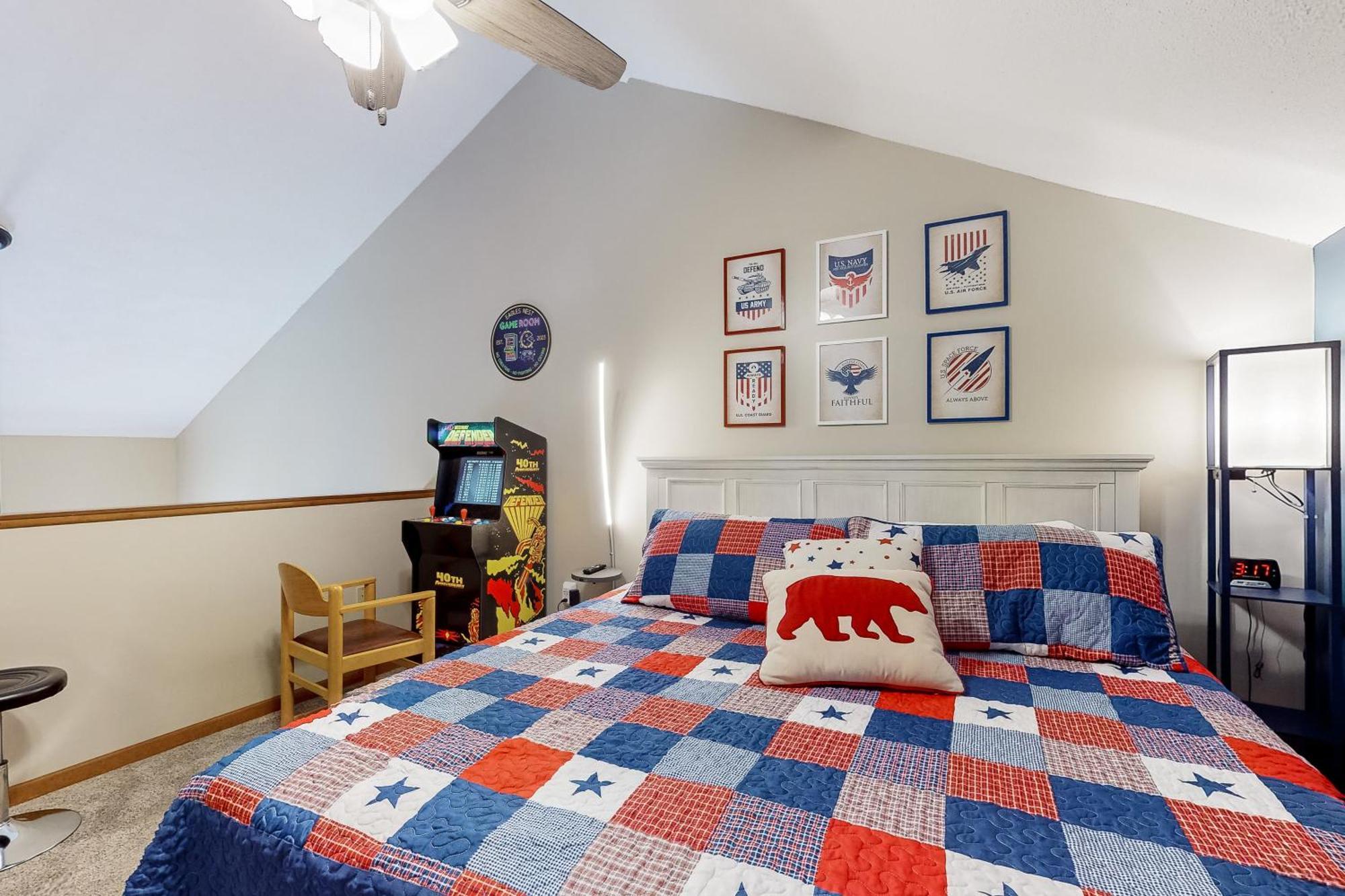 Eagles Nest Escape Apartment Гетлинбург Екстериор снимка